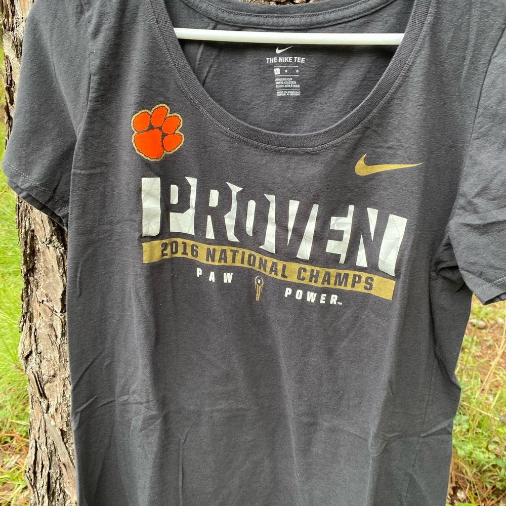 Clemson tigers national champion T-shirt size large
